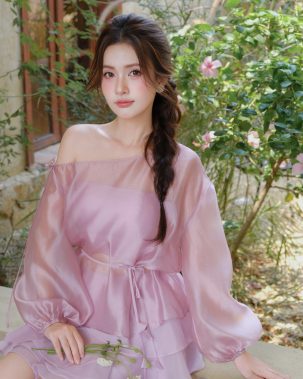 Áo trễ vai Lily Top
